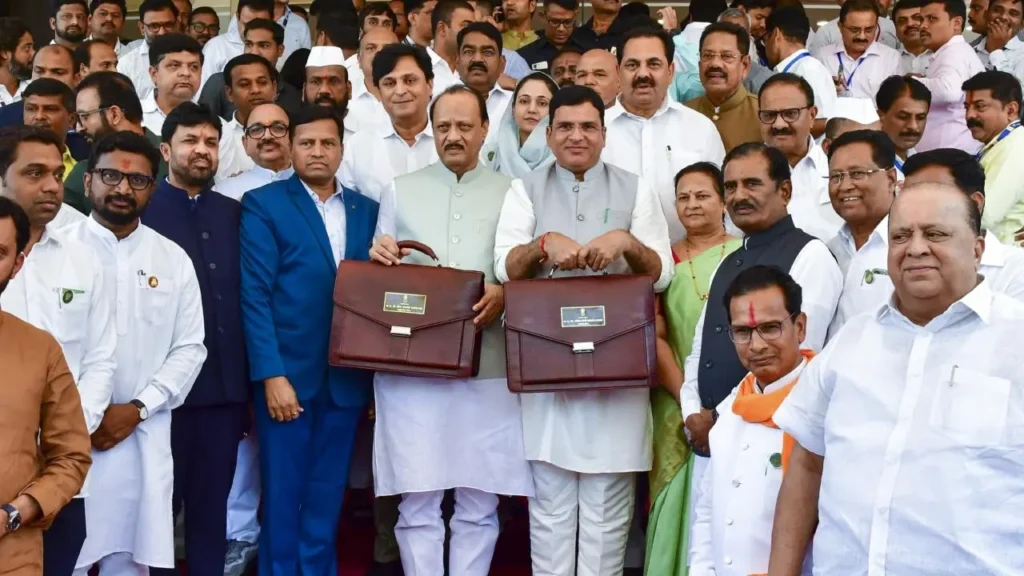 Uddhav Thackeray Hits Out at Maharashtra Budget, Claims It Fails to Offer Any New Benefits for Farmers