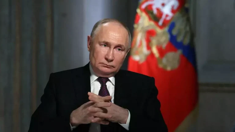 Vladimir Putin Urges Ukrainian Army to Surrender in Kursk Region Following Trump’s Appeal