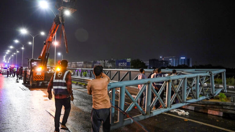 Thunderstorm Causes Multi-Vehicle Crash on Dwarka Expressway- Multiple Injuries Reported